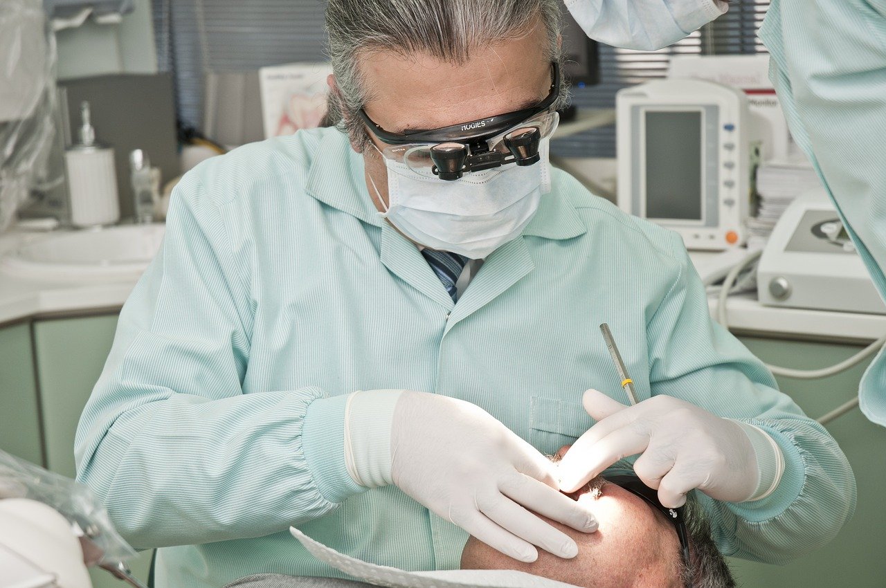 Dentysta w Katowicach - informacje o ofercie